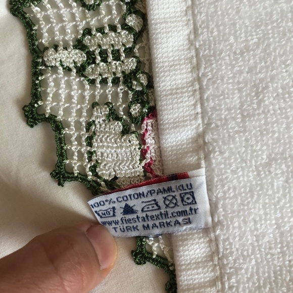Hand decorated Turkish Towel - Picture 6 of 7